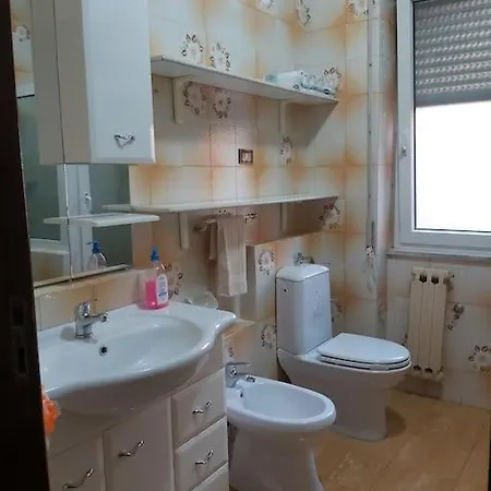 Apartamento A 2km Dalla Caserma Salomone.